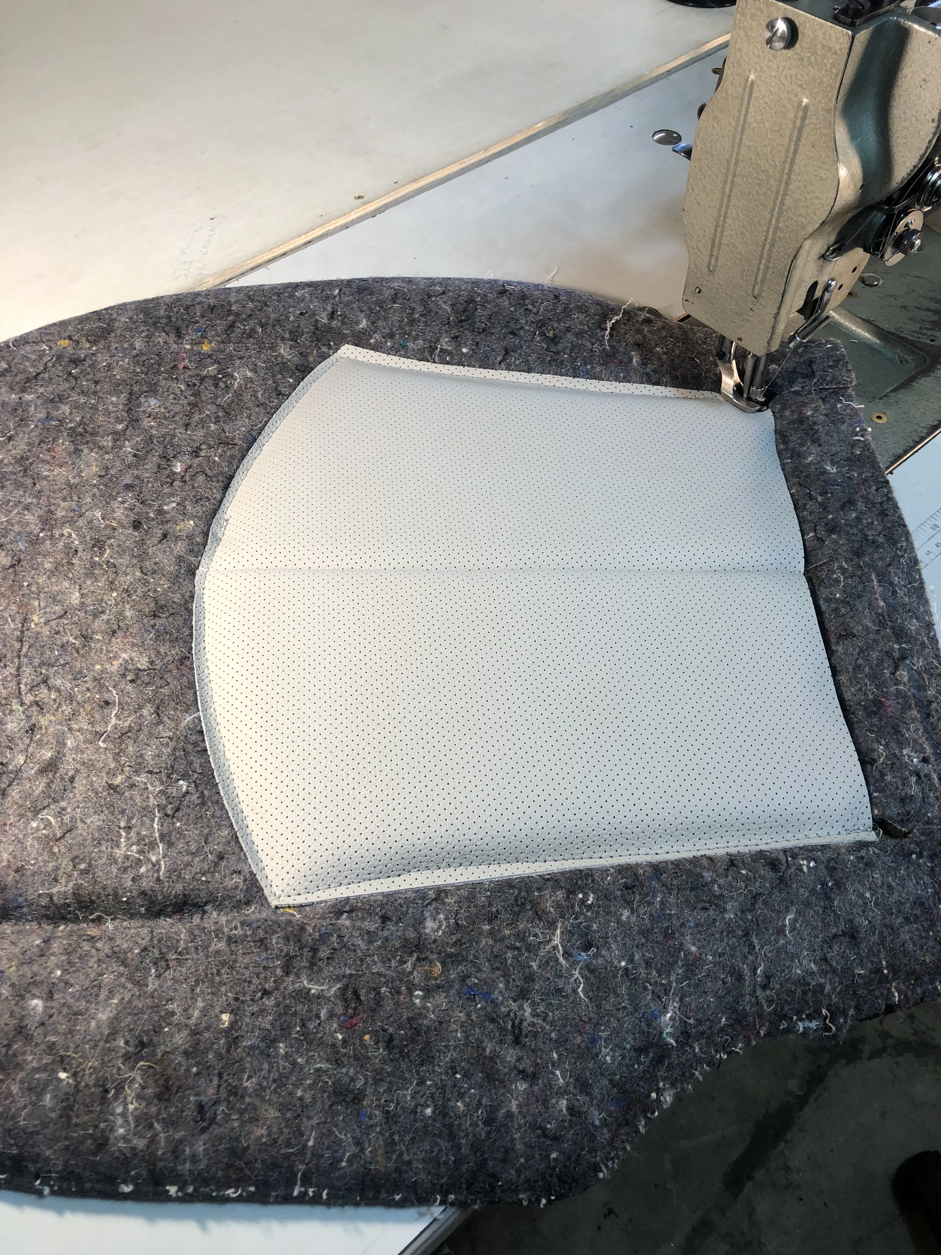 Foam and jute padding on the machine table