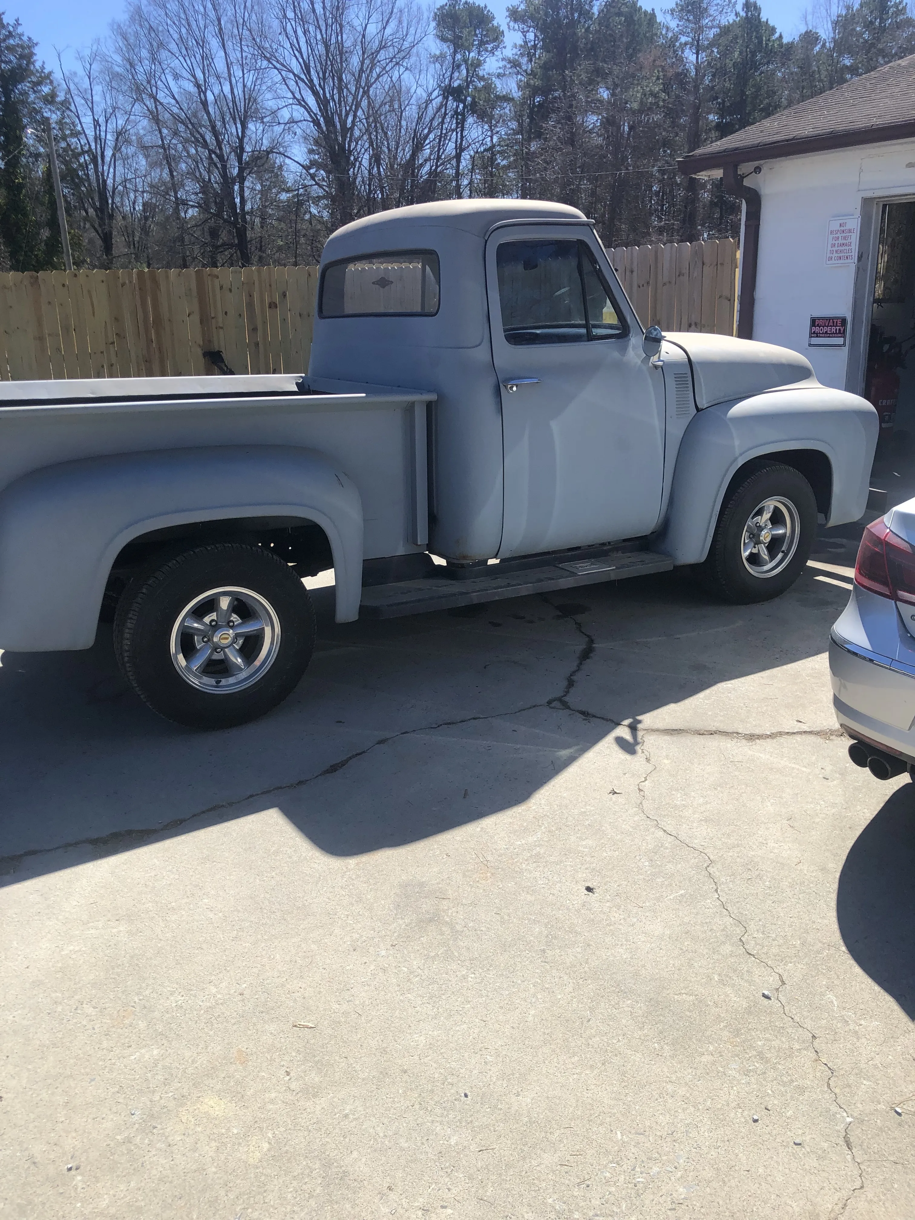 F100 primer outside