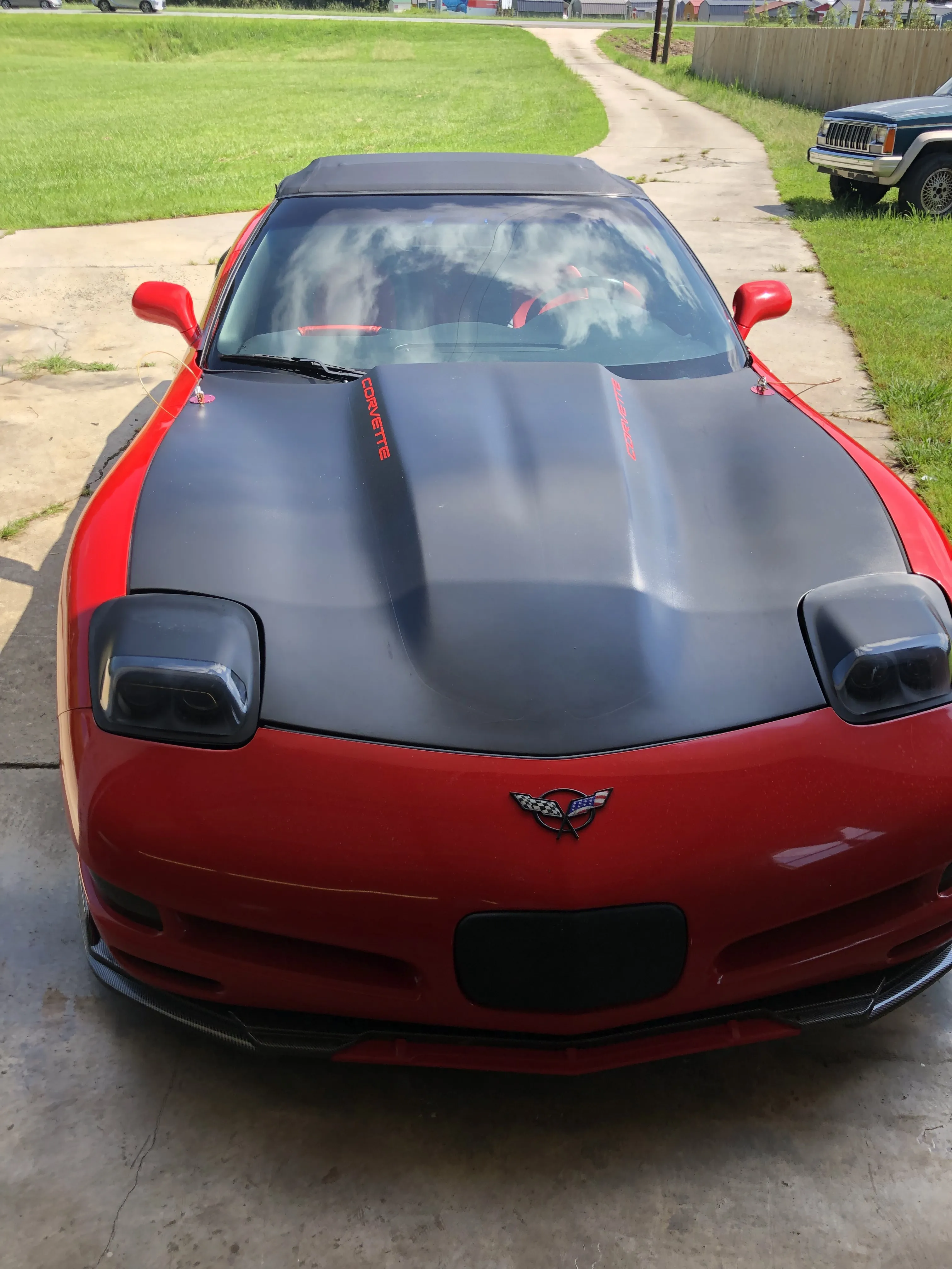 Red c5 front angle
