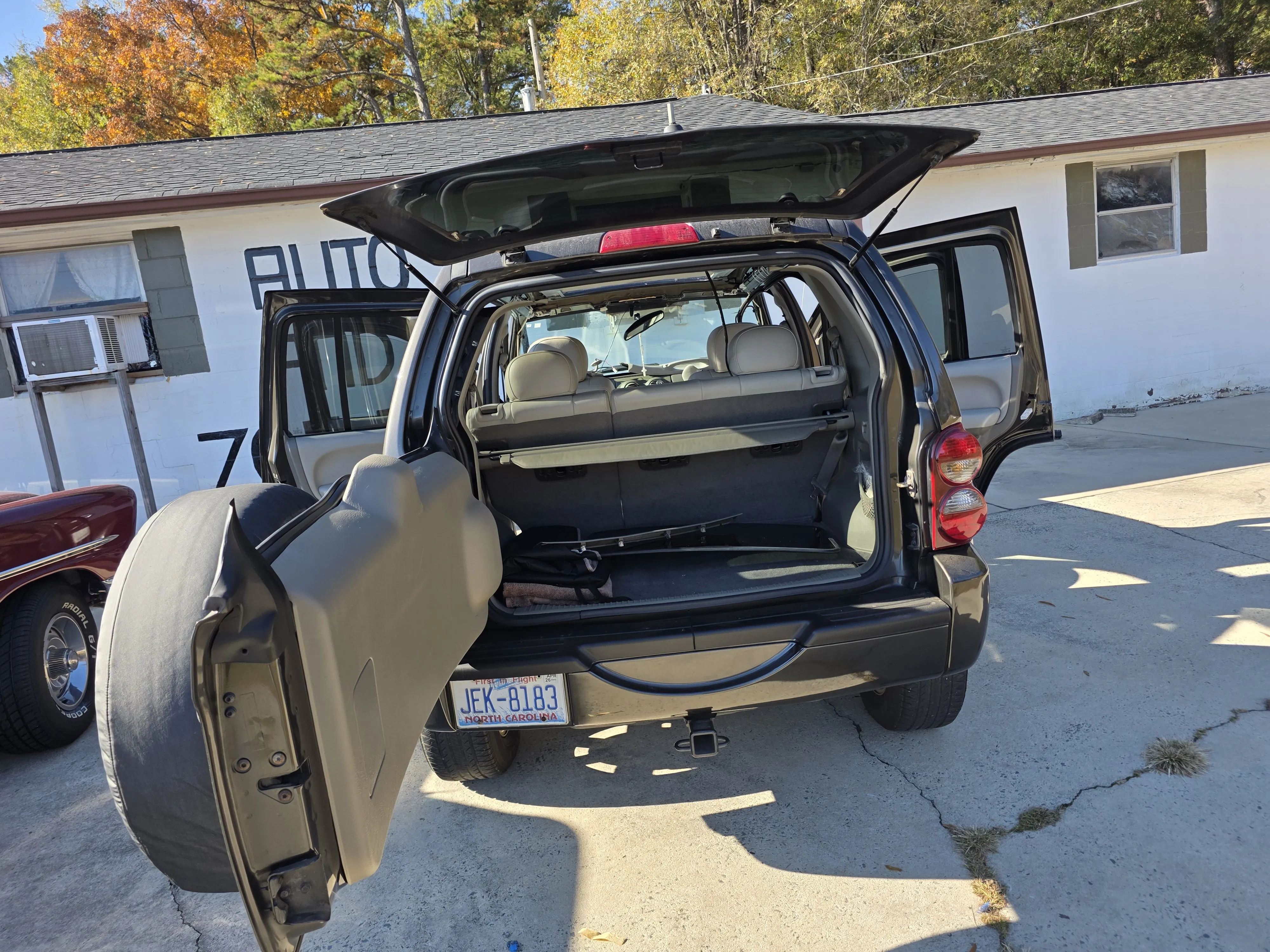 Hatch open liner out