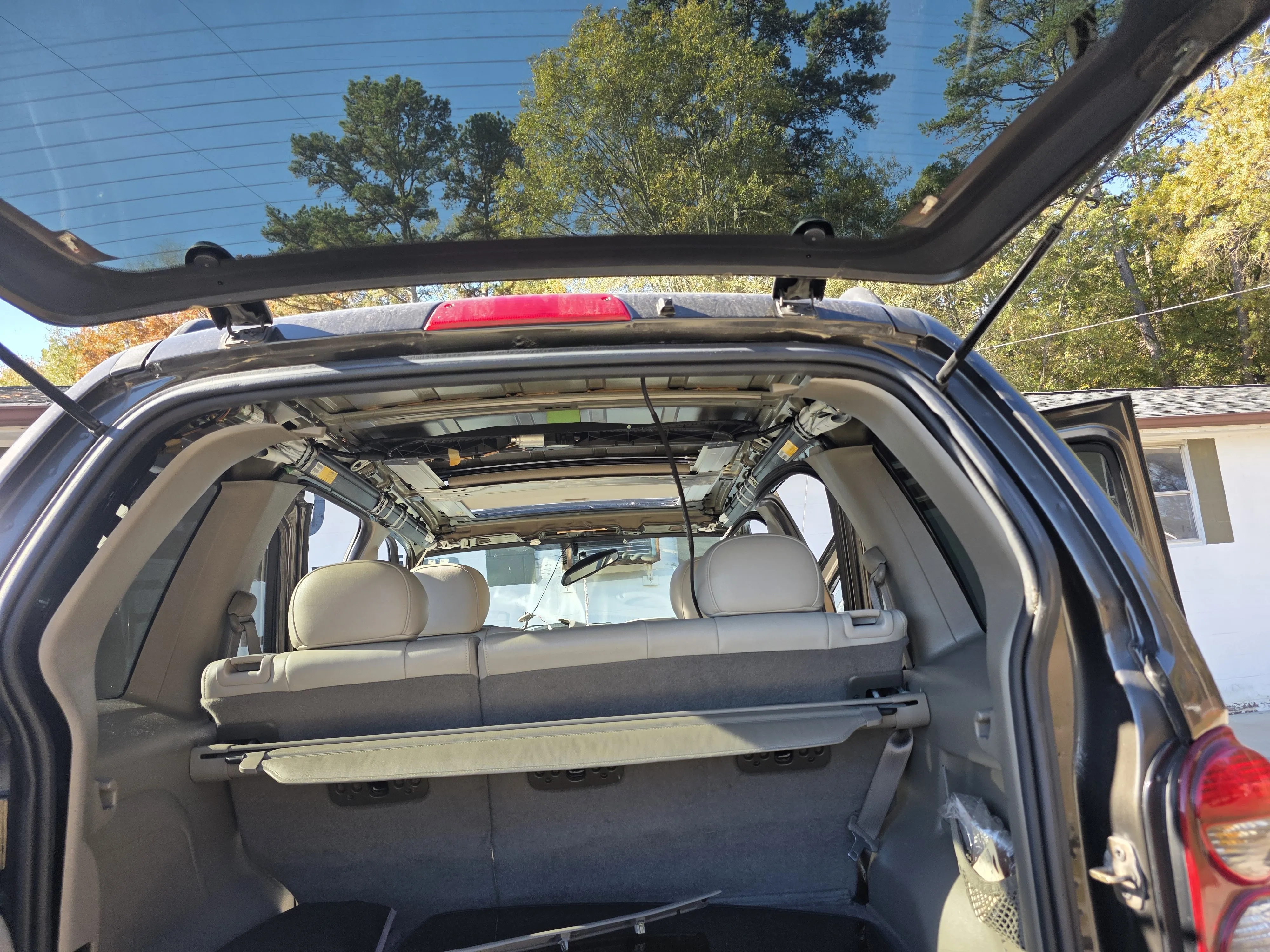 Rear headliner frame